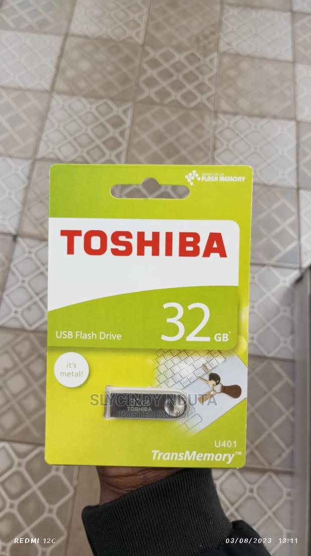 Toshiba USB Flash Drive(32GB)