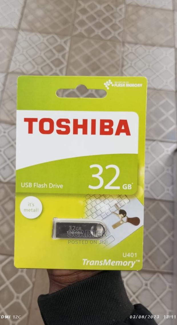 Toshiba 32GB Flash Drive