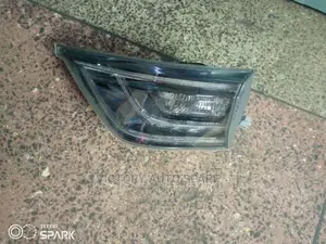 Harrier New Bootlight 2015-2018 Model