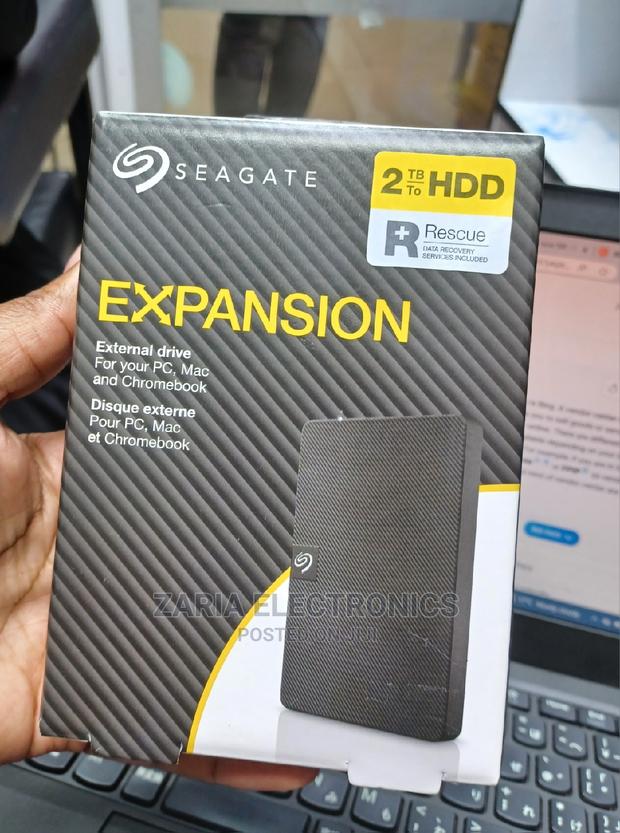 2tb Harddrive Seagate Expansion - main view