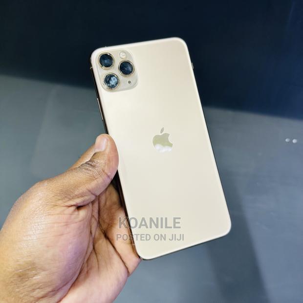 Apple iPhone 11 Pro Max 64 GB Gold - thumbnail 3