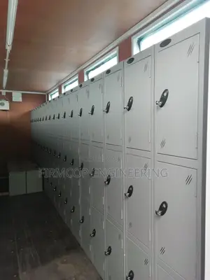 40ft Container Changing Room