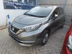 Pre-owned Nissan Note 1.2 Petrol 2017 - Gray