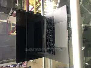 Laptop Apple MacBook 2016 16GB Intel Core i7 SSD 500GB