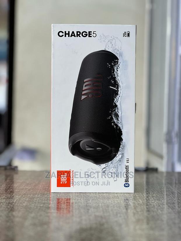 JBL Wireless Blutooth Speaker Charge 5,