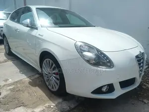 Alfa Romeo Giulia 2016 White