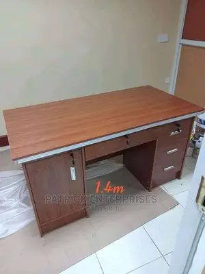 Executive Office Desk 1.4 Mtrs