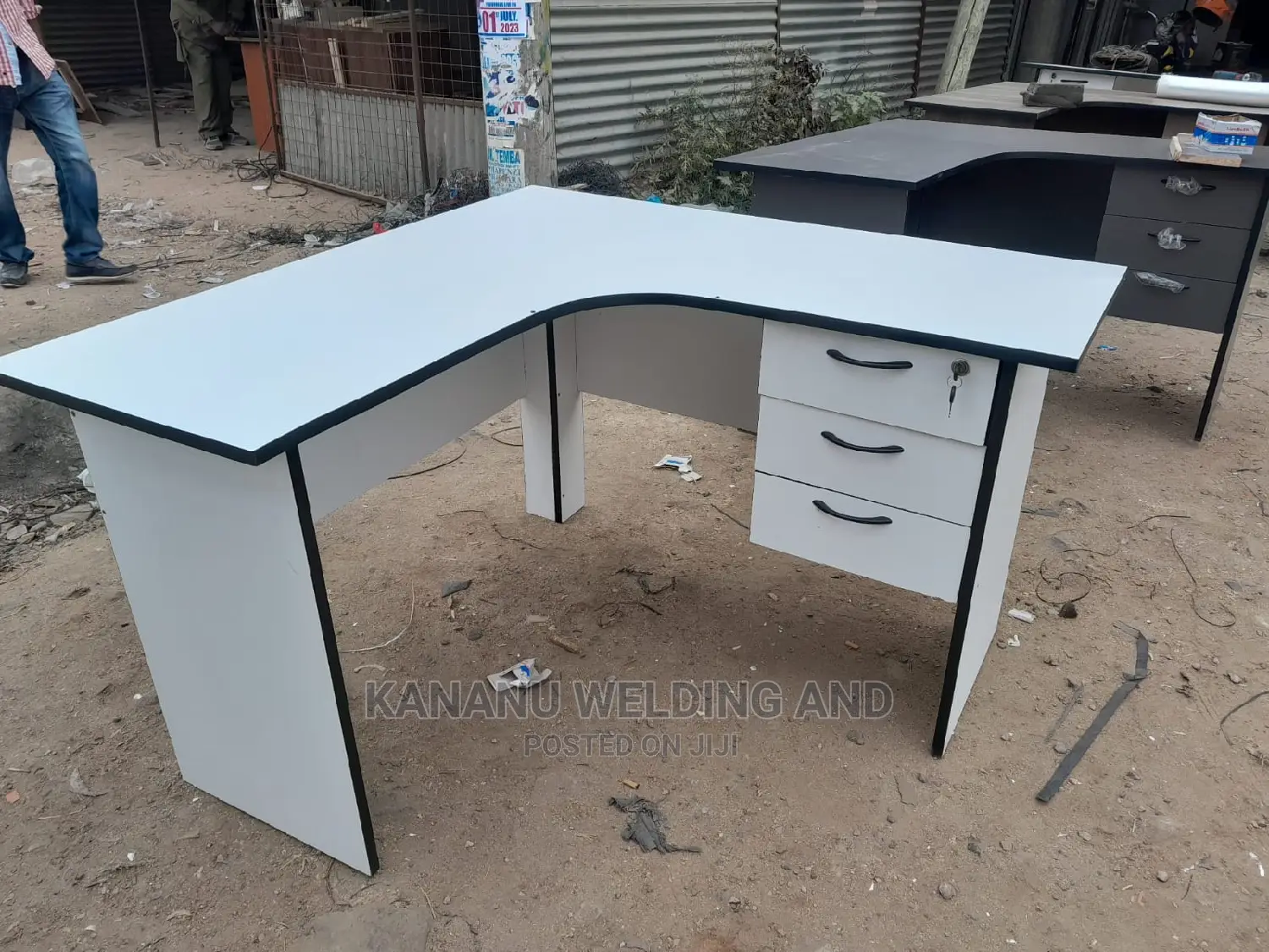 Office Desk