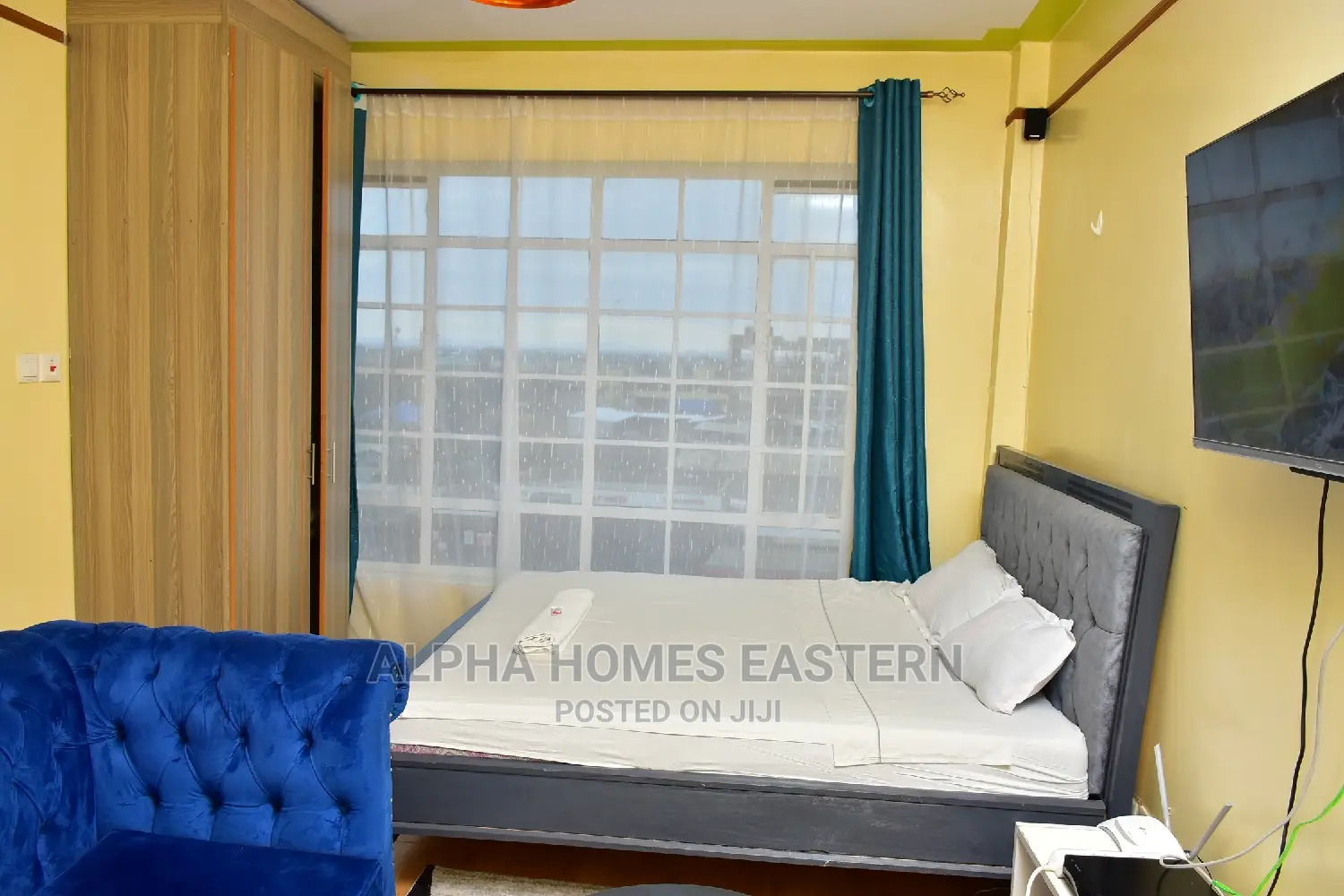 THREE Unit Complex Next to Total Eastern Bypass Studio