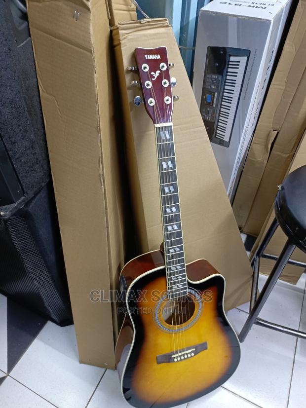 Semi Acoustic Yamaha Hqlty - thumbnail 2