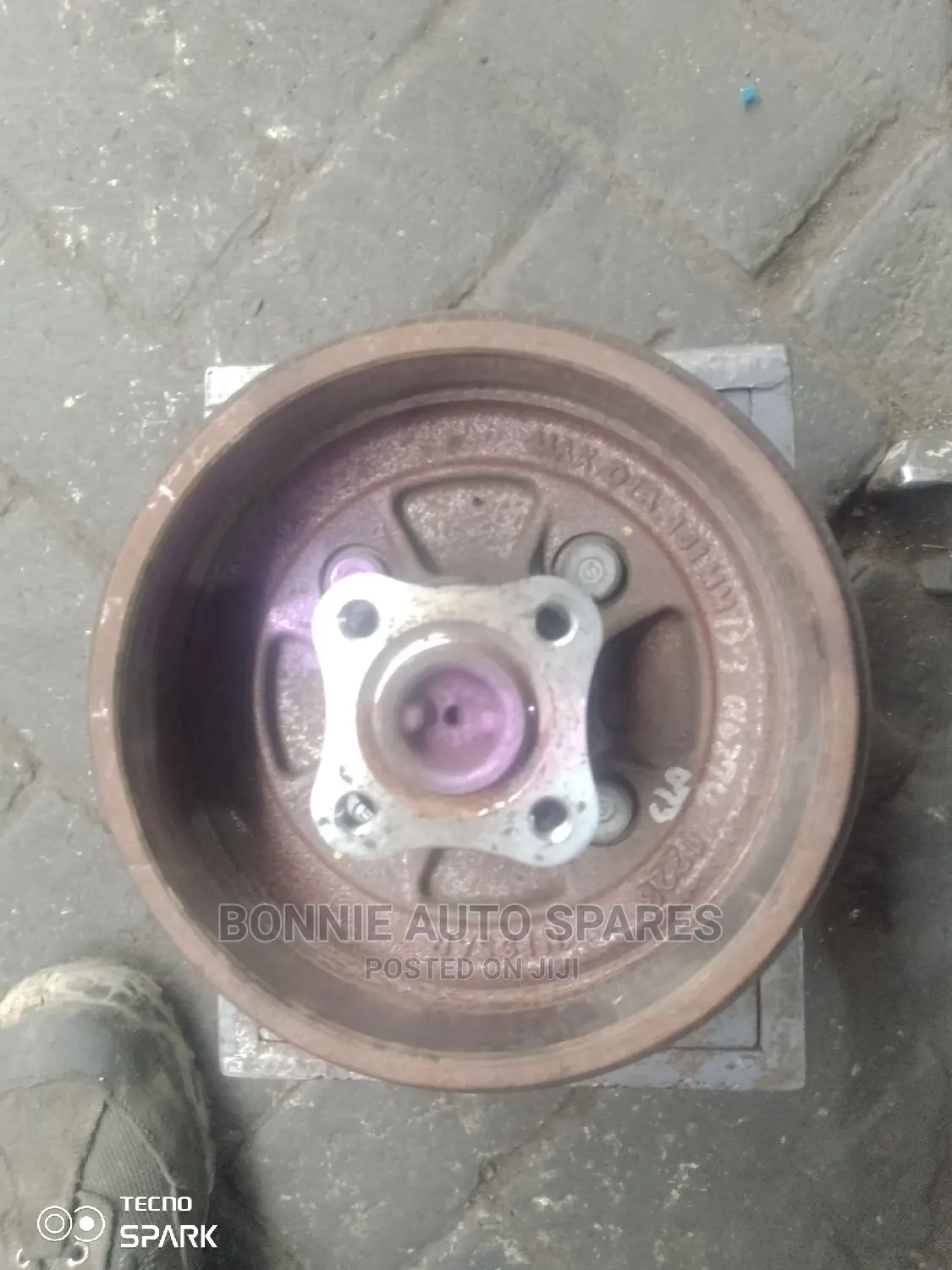 Nissan Note E12 Rear Hub