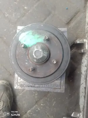 Nissan Note E12 Rear Hub