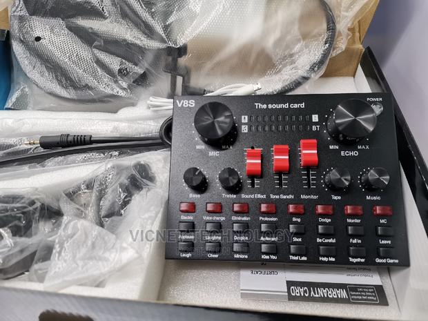 Professional Podcast Microphone and V8S Sound Card - main view