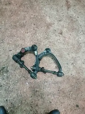 Toyota Hiace 7l 2wheel Drive Upper Arm