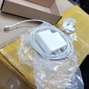 Unbeatable Quality Markbook Charger 40-60watts Adapter - main view