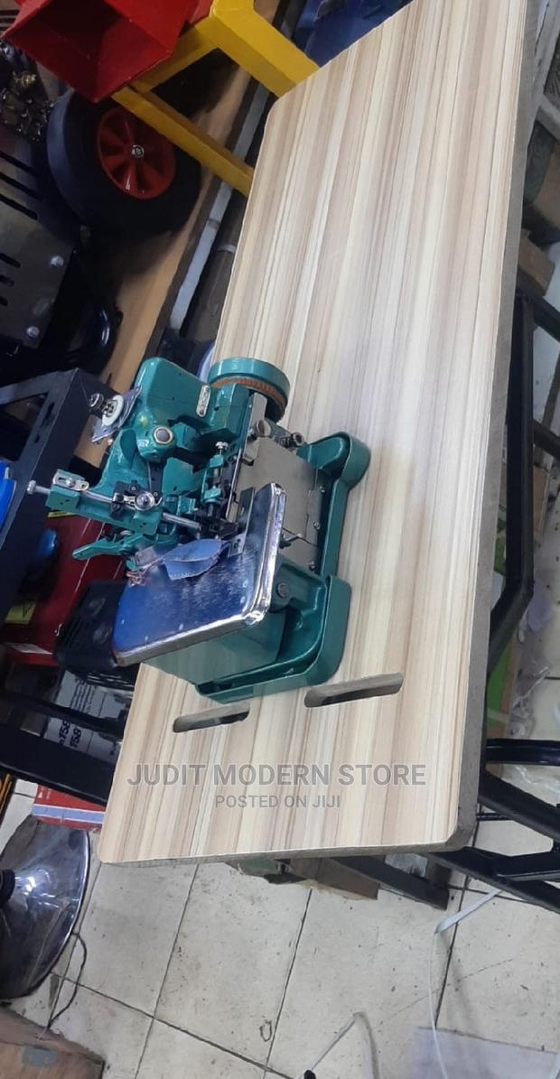 Overlock Head Sewing Machine
