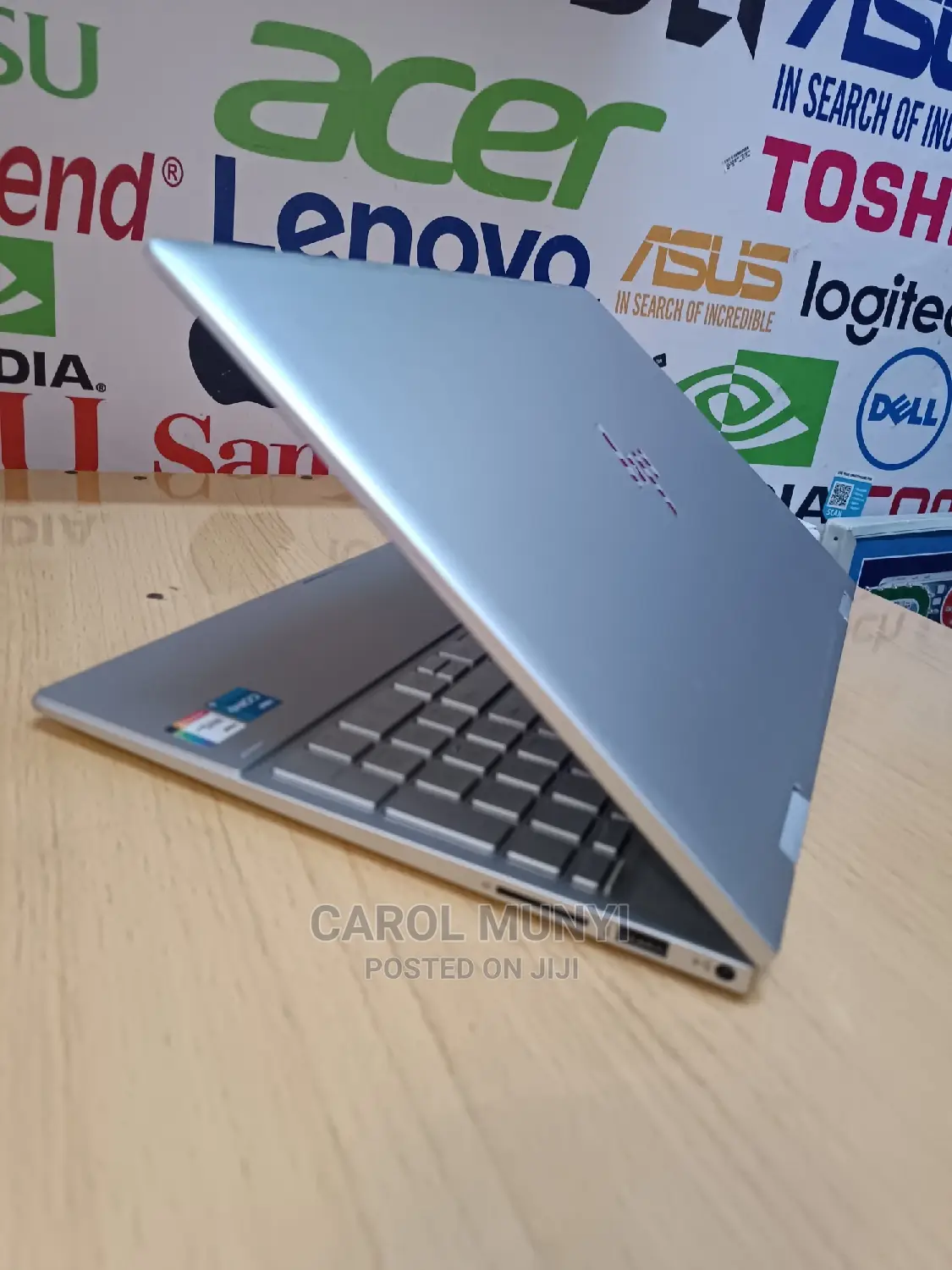 New Laptop HP Envy 15z 8GB Intel Core I5 SSD 256GB