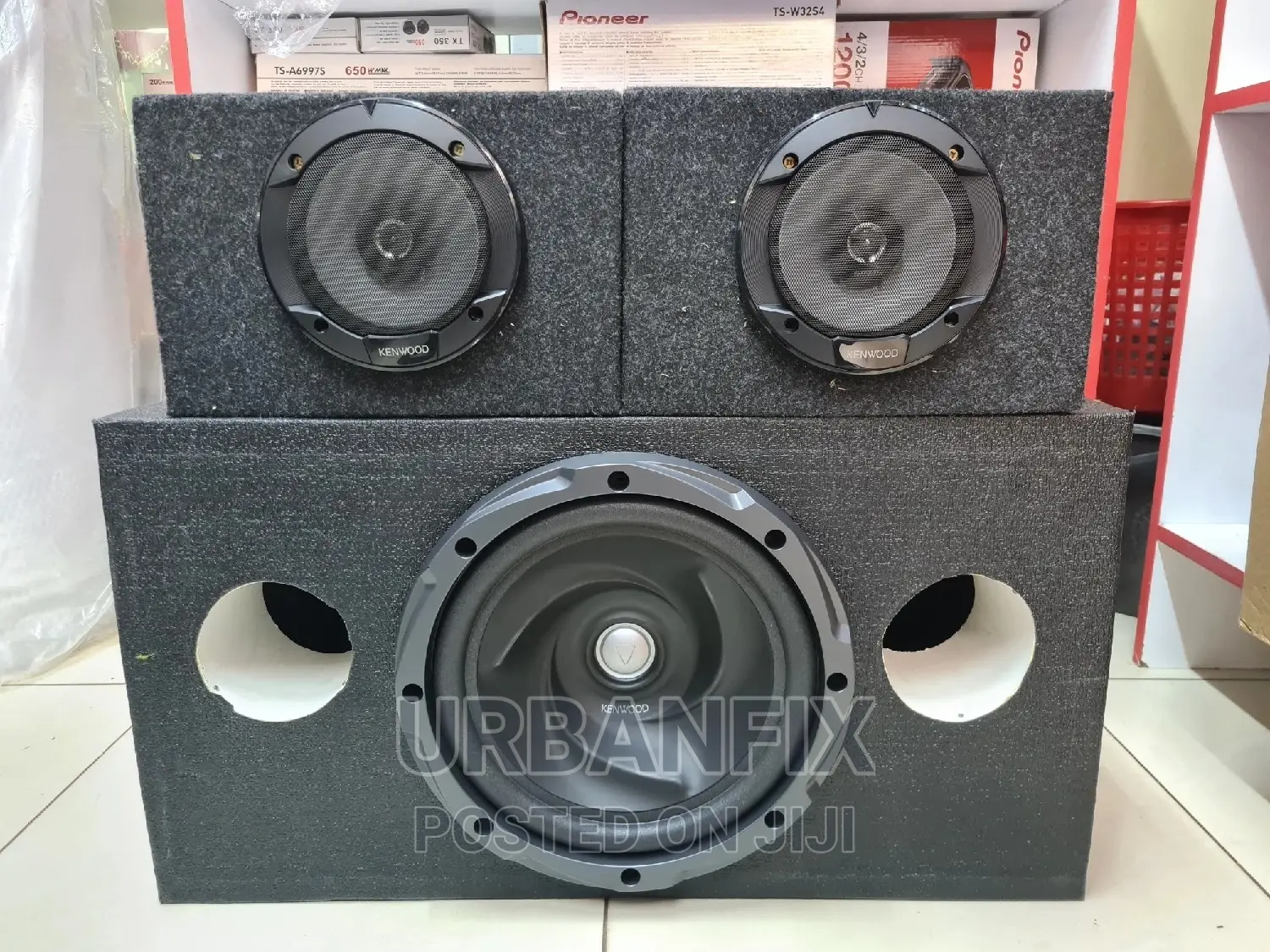 Brand New Kenwood 3010 1000 Watts With Midrange Speakers