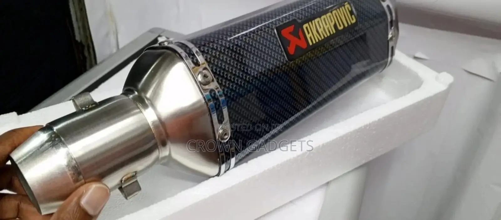 Akrapovic Slip-on Line Carbon Rear Silencer