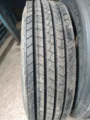 Lavigator Tires Sizes 265/70r19.5 Tubeles.