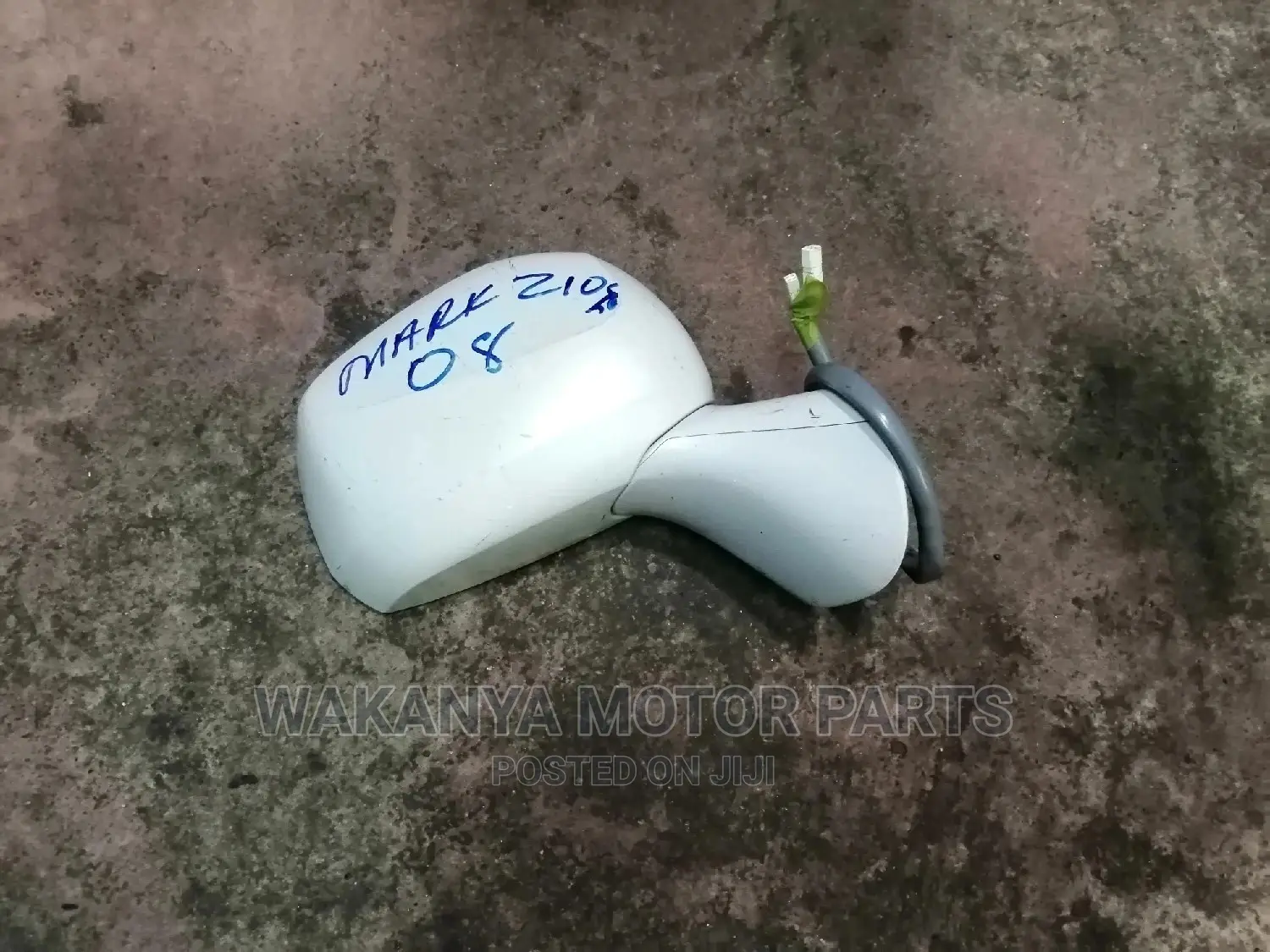Toyota Mark X Zio Side Mirror Non Indicator Type, Ex Japan