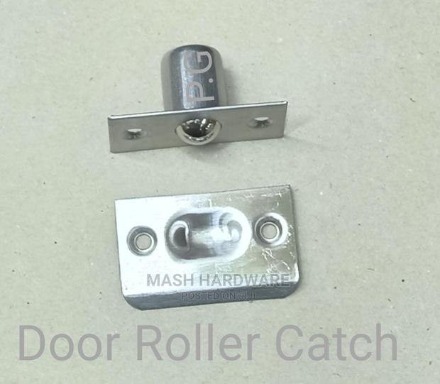Fixed Door Roller Catch
