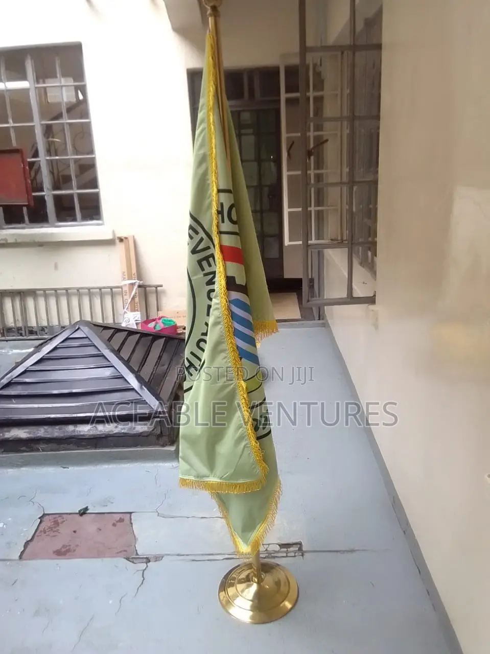 Complete Flags With Post
