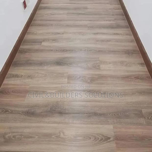 Interlocking Floor Laminates - main view
