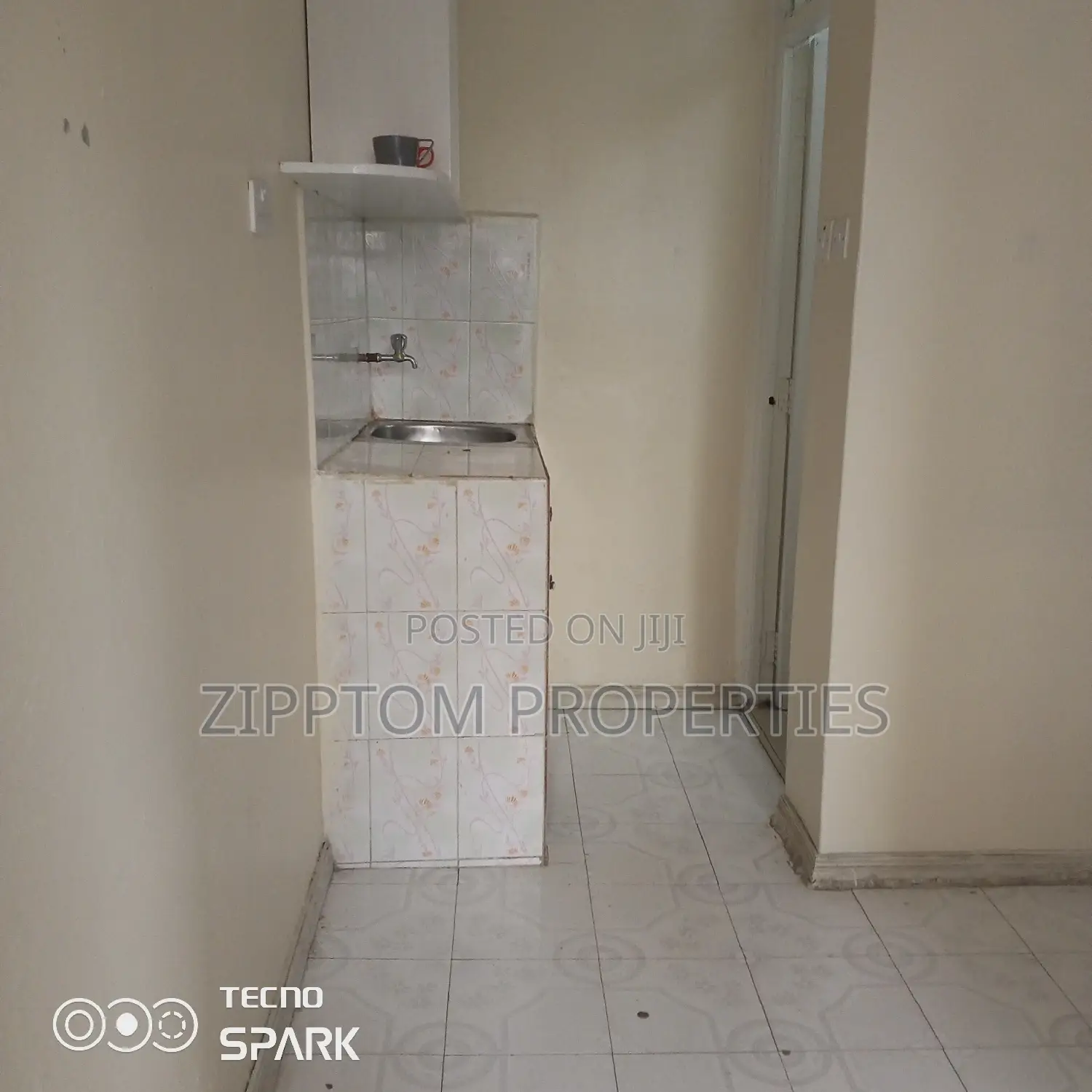 Studio Apartment in South C for rent