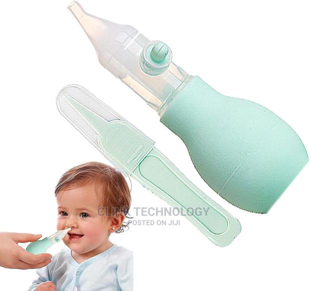 Soft Tip Baby Nasal Aspirator With Tweezer