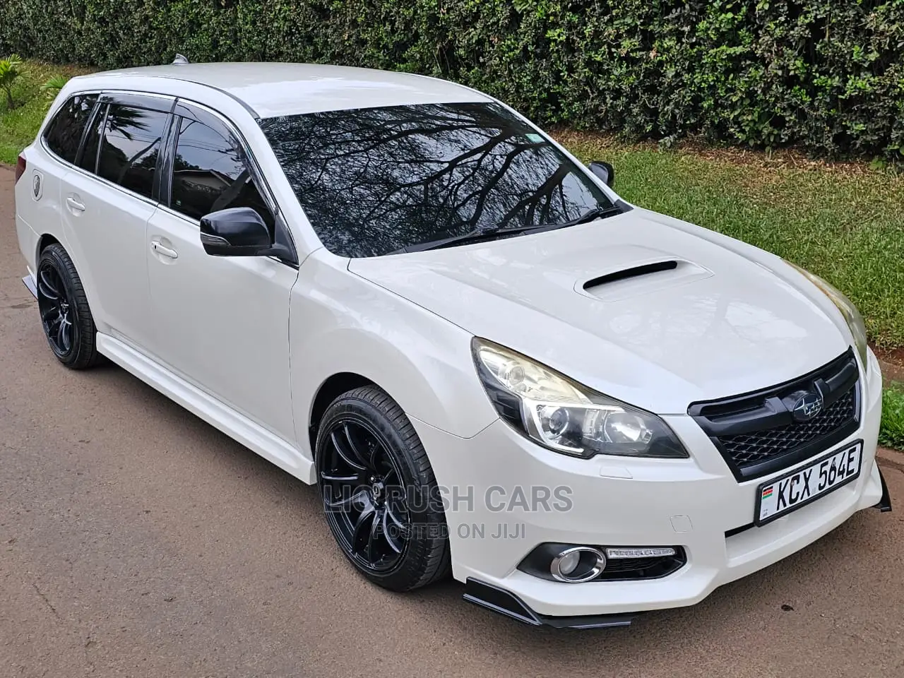 Subaru Legacy 2012 White