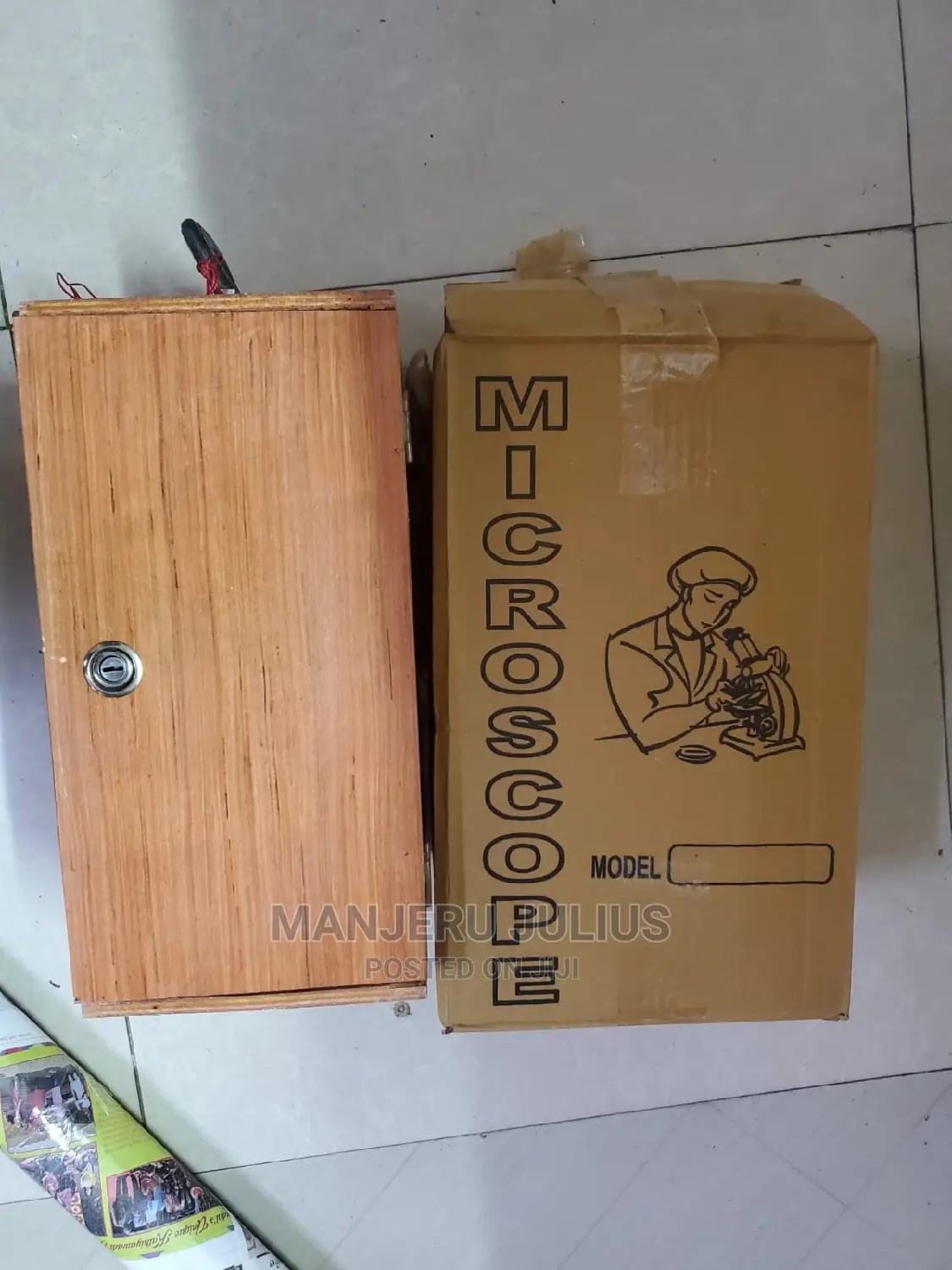 Microscope