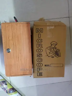Microscope