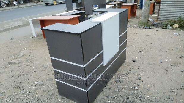 Reception Desk - thumbnail 2