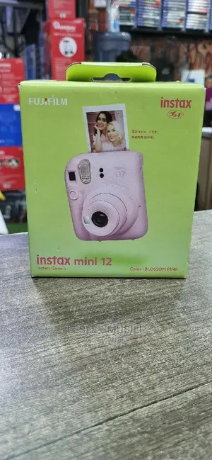FULJIFILM INSTAX MINI 12 Instant Camera Blossom Pink