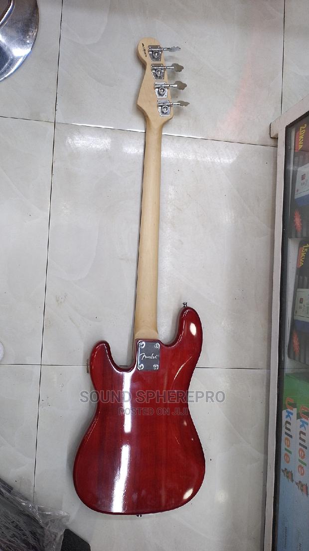 Yamaha 4 String Bass Guitar - thumbnail 3