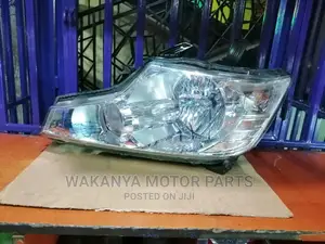 Honda Stepwagon 2012 Xenon Headlamp, Ex Japan Original Parts
