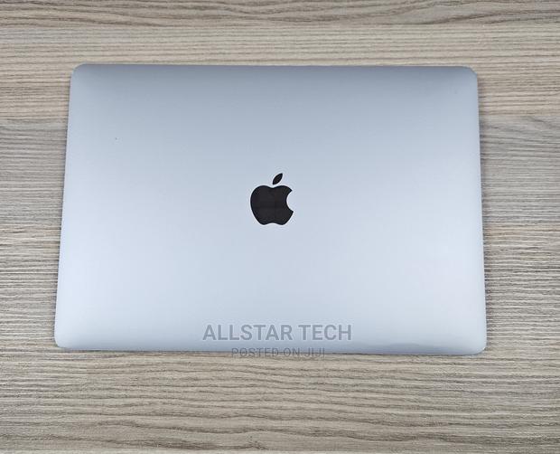 Laptop Apple MacBook Pro 2017 8GB Intel Core I5 SSD 256GB - main view