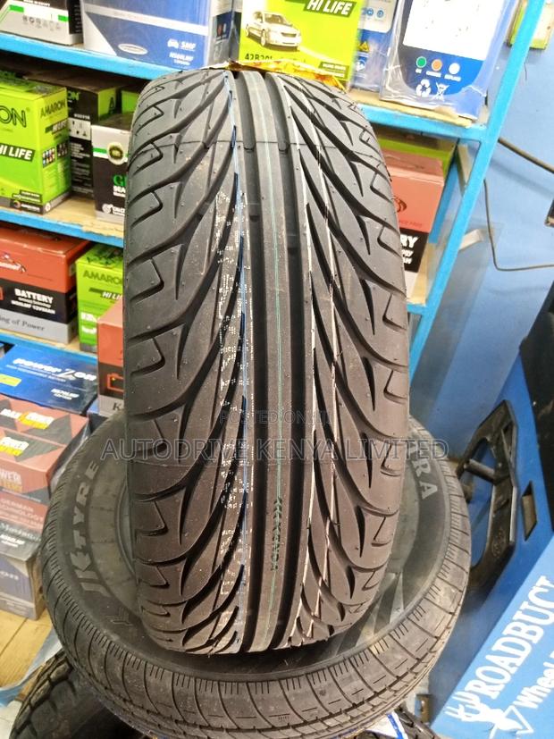 215/45r17 Kenda Tyre - thumbnail 2