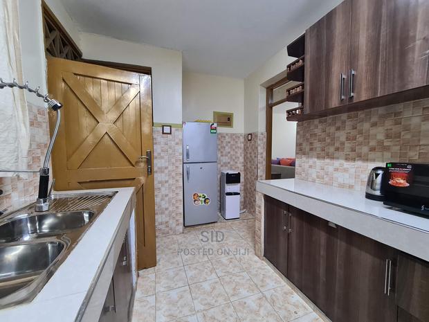 Comfy Four Bedroom Mansionette With Detached Sq - thumbnail 8