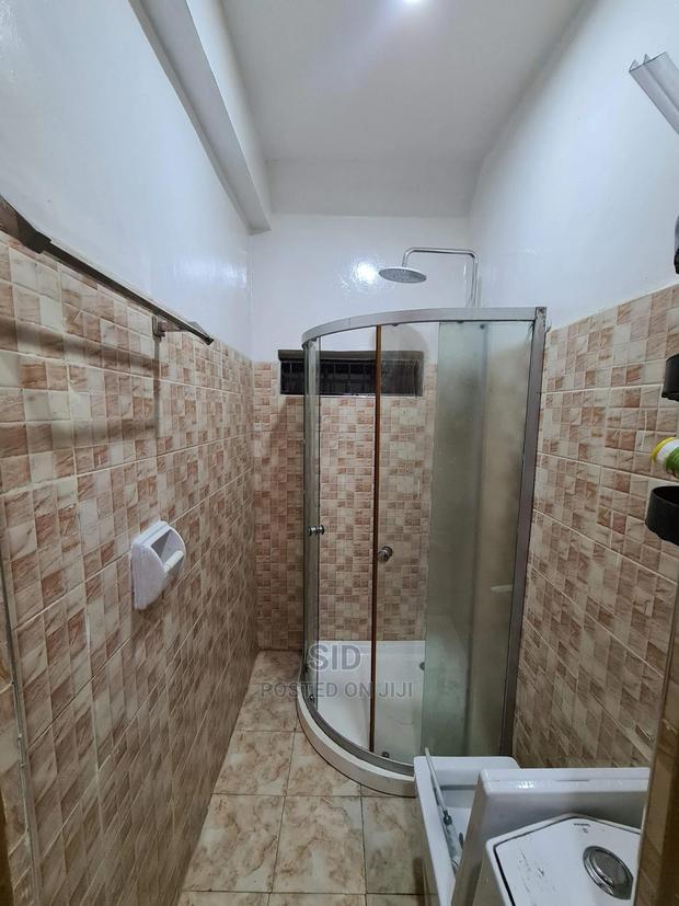 Comfy Four Bedroom Mansionette With Detached Sq - thumbnail 13