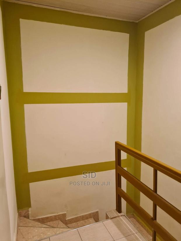 Comfy Four Bedroom Mansionette With Detached Sq - thumbnail 15