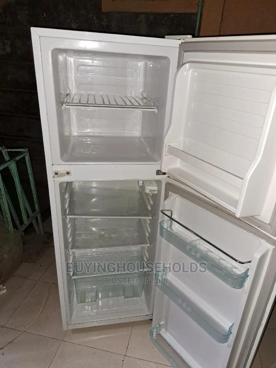 Ramtons 128L Fridge(Mint Clean)
