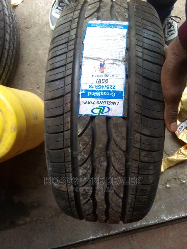 225/45r18 Linglong - main view