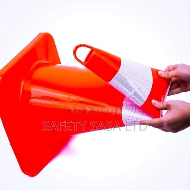 Safety Cones - thumbnail 4