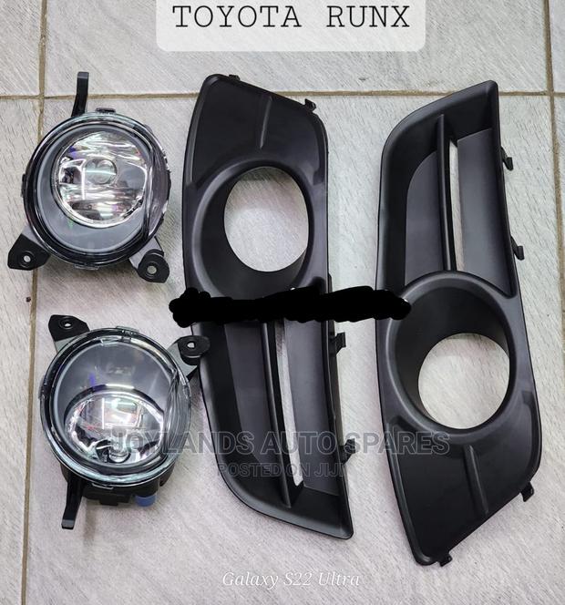 Toyota Runx Fog Lights - main view