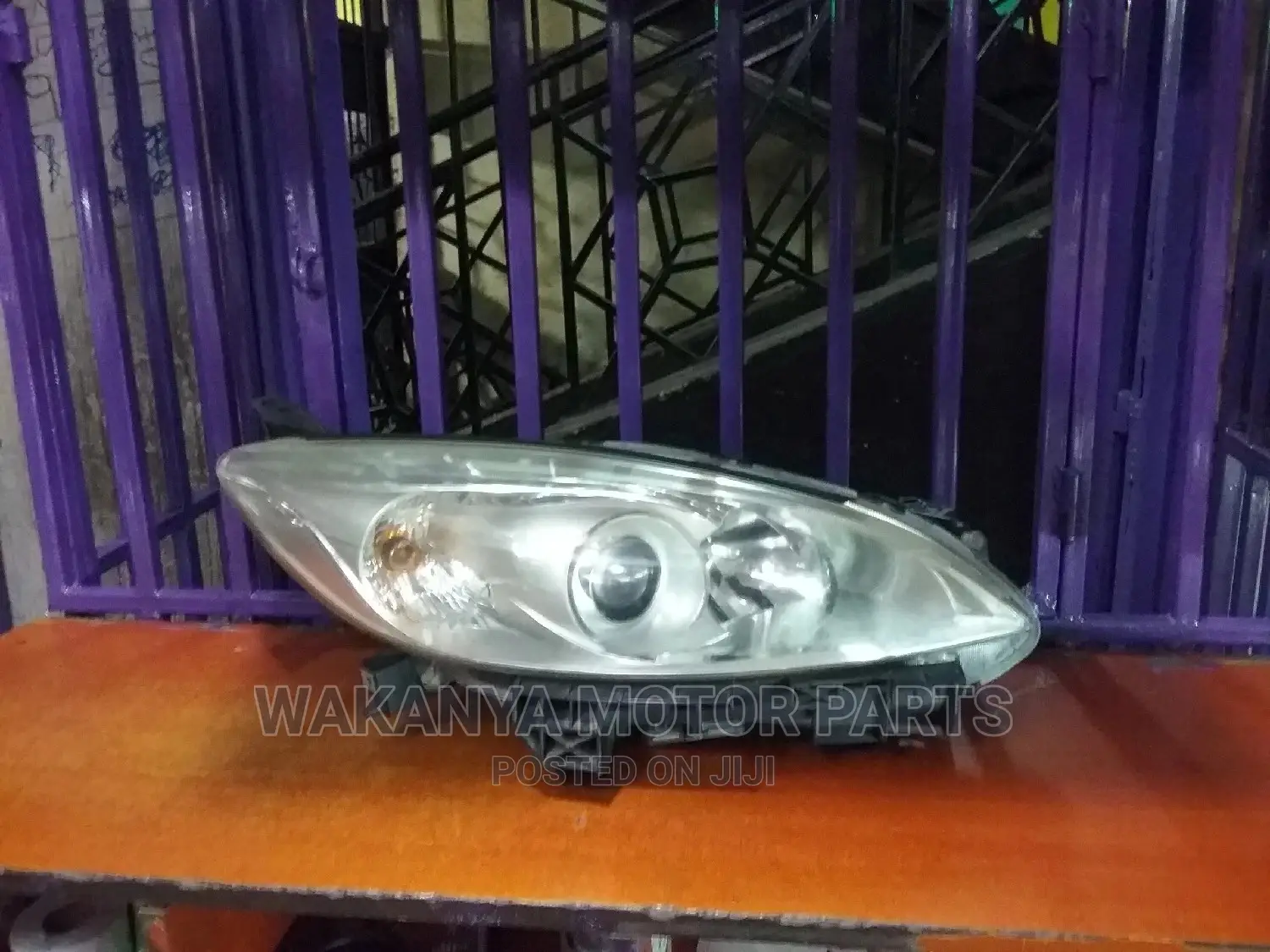 Mazda Premacy 2010/2013 Xenon Headlight, Ex Japan Parts