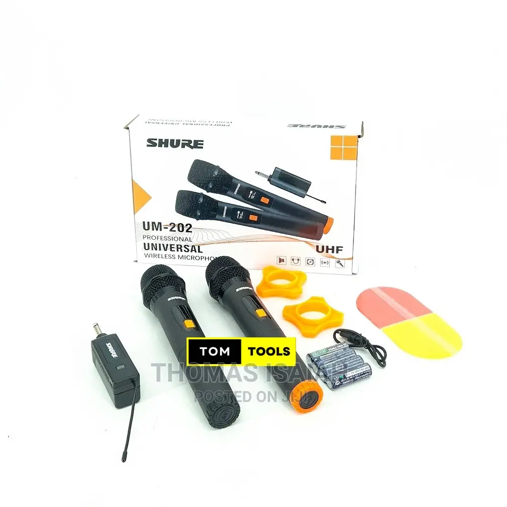Shure UM202 UHF Dual Wireless Microphone System With Recharg