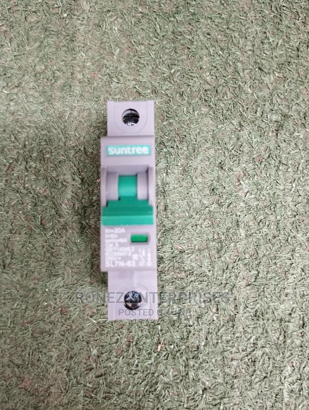 Solar Circuit Breakers D.C