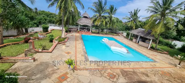5bdrm Maisonette in Diani Reef, Ukunda for sale